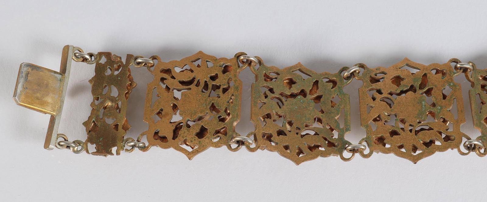 Modeschmuck Armband aus unedlem Metall  mit gebrauchsspuren von hinten