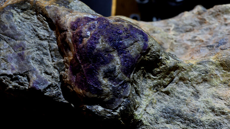 Felsen mit Amethyst