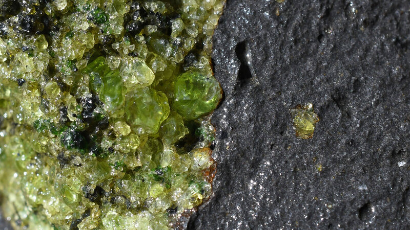 Peridot Rohkristall
