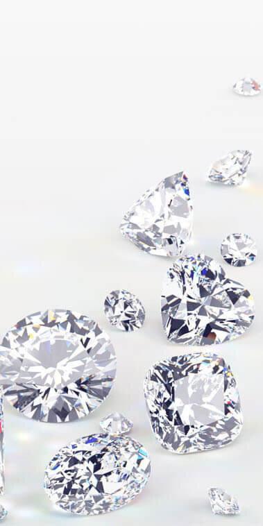 Diamanten in allen Schliffen auf weißem Hintergrund