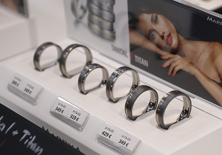 Partnerringe aus Tantal und Titan