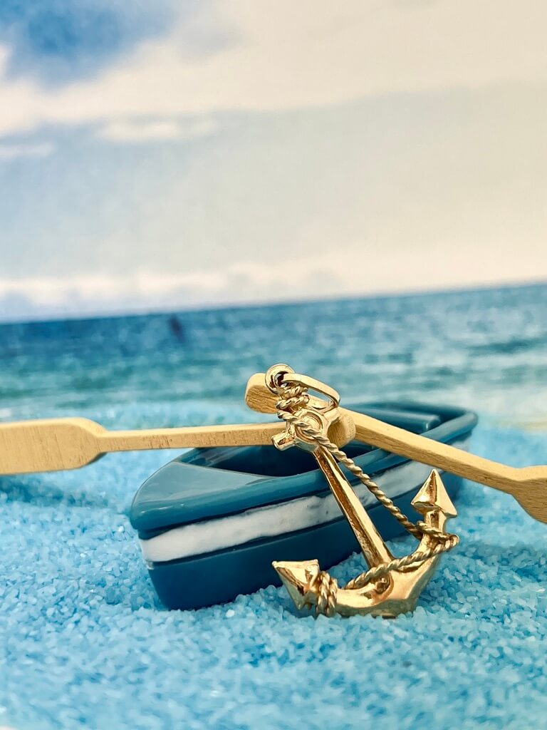 Anker mit Boot im Traumurlaub